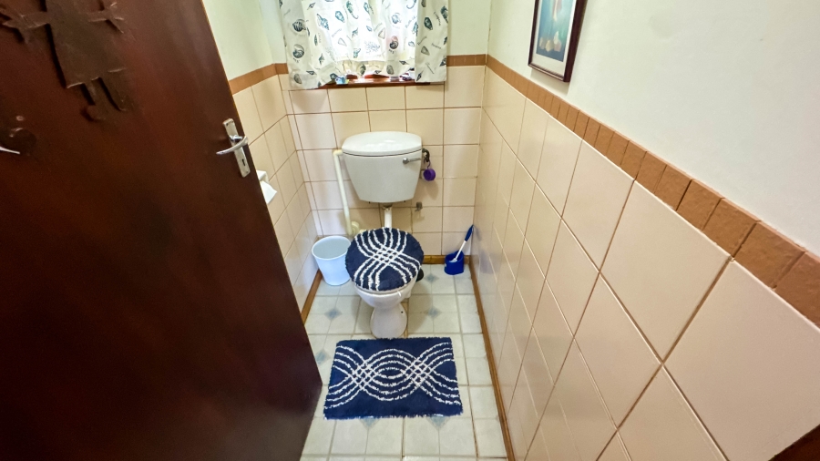 4 Bedroom Property for Sale in Dana Bay Western Cape